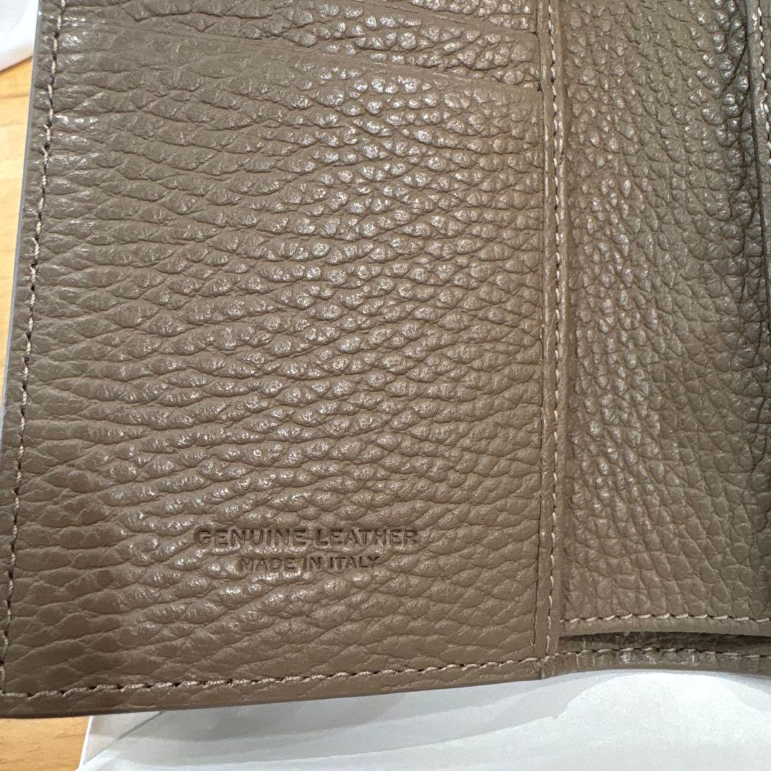 IACUCCI アバ ハーフウォレット CERVO グレイッシュベージュ 本革