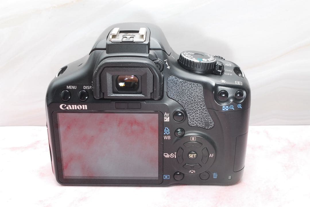 ✨大人気機種✨Canon EOS Kiss X2 一眼レフデビューに❤️