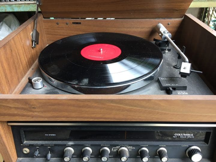 レコードプレーヤー