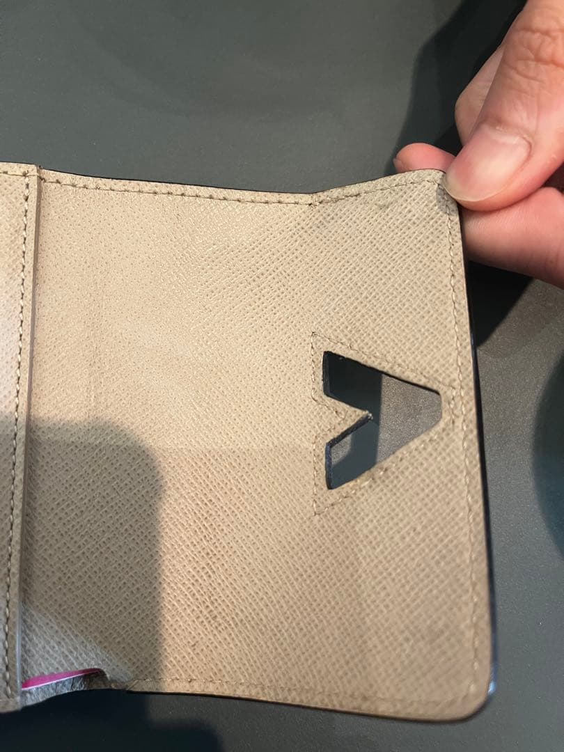 【SMILE369】Louis Vuitton エピレザー 三つ折り財布