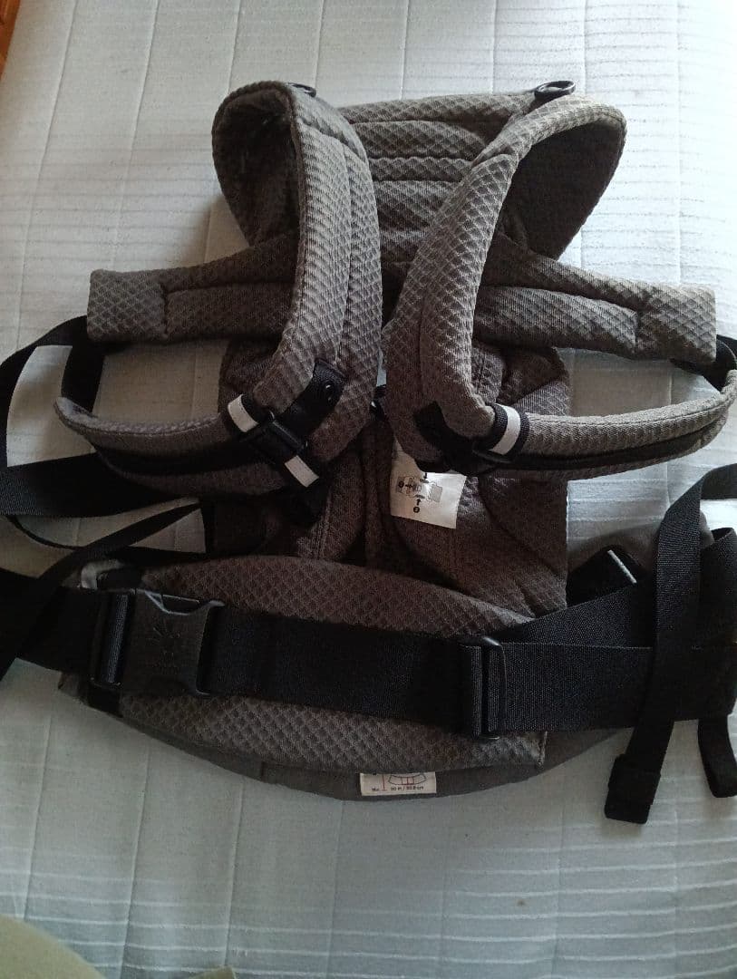 ergobaby 抱っこ紐 グレー オムニブリーズ