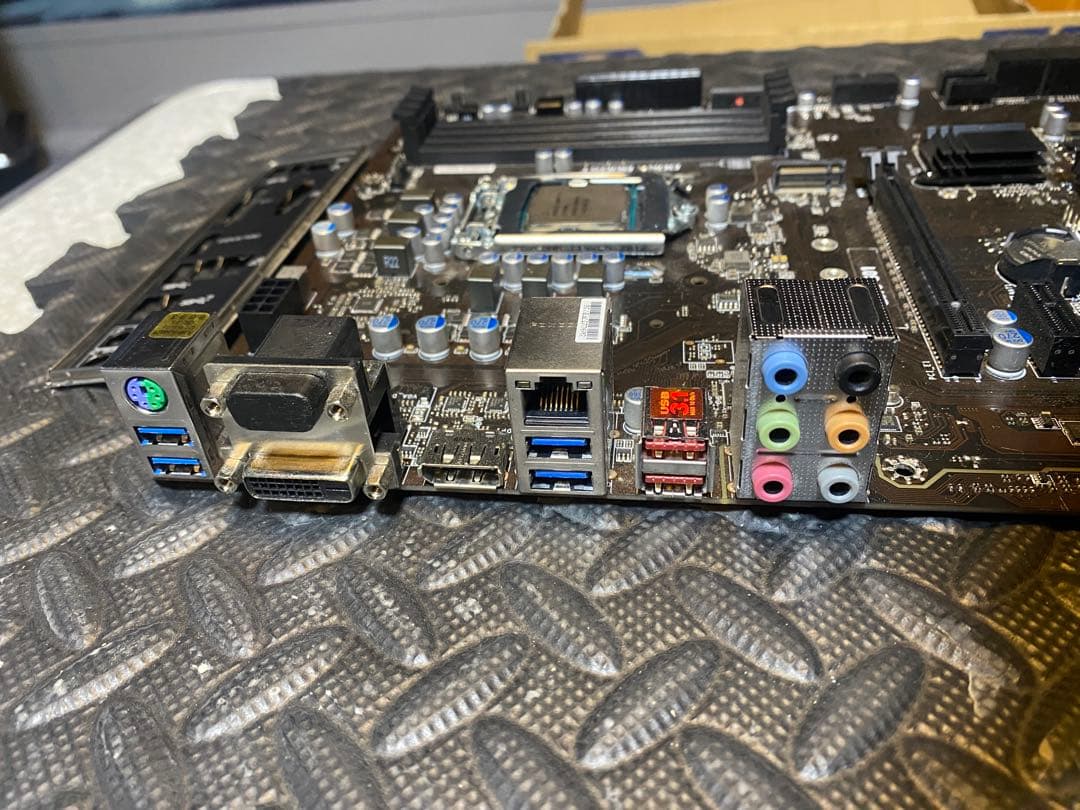 【動作確認済】Intel Core i7-8700 マザーボードセット