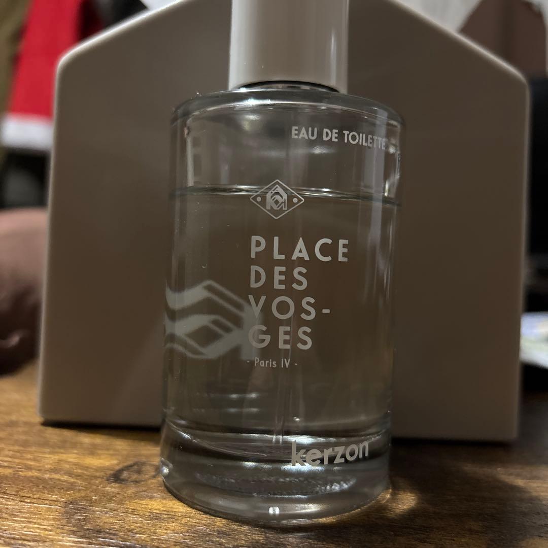 Kerzon PLACE DES VOSGES 香水　ヴォージュ広場