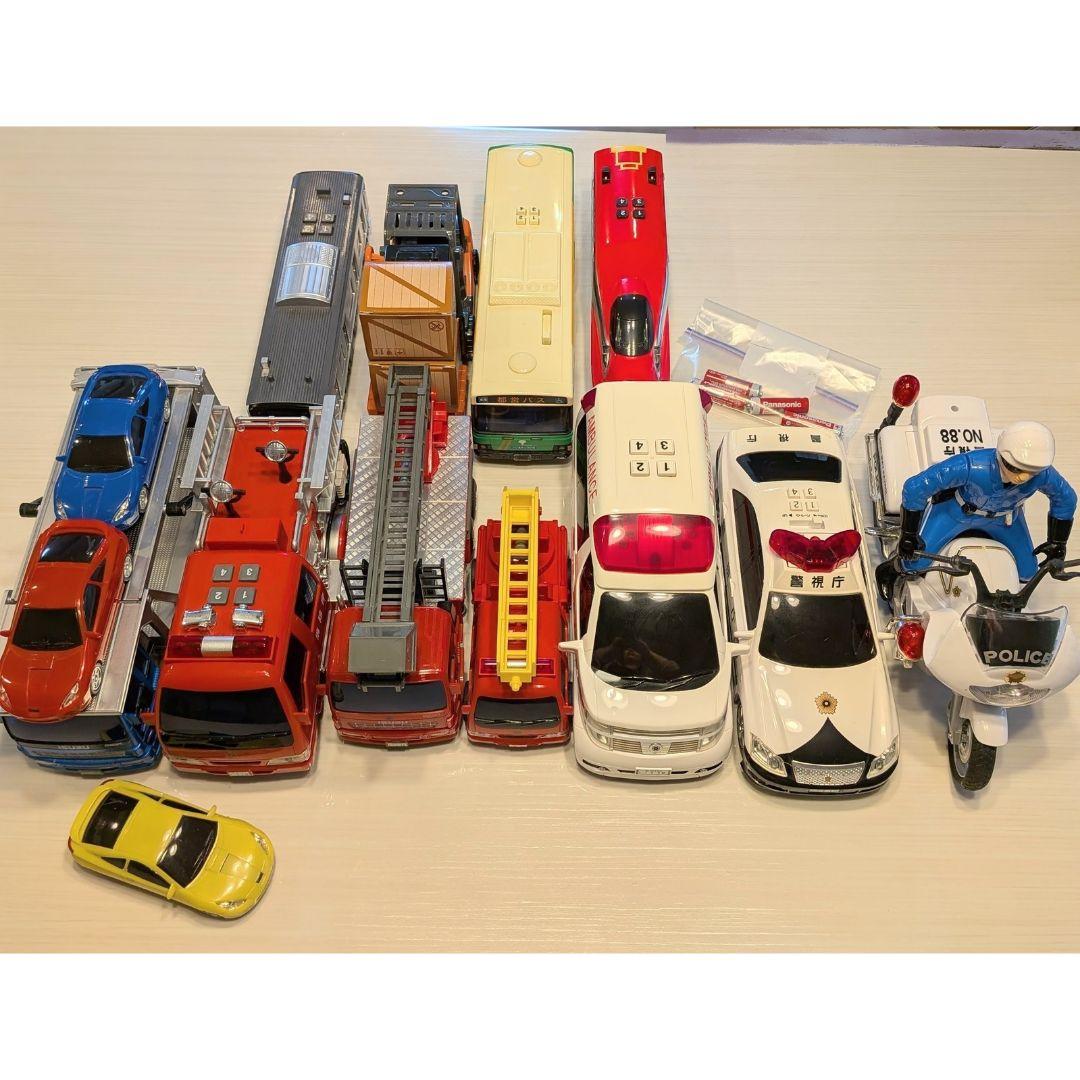 ⭐️動作確認済⭐️トイコー　サウンドシリーズ　救急車　消防車　パトカー等　11台