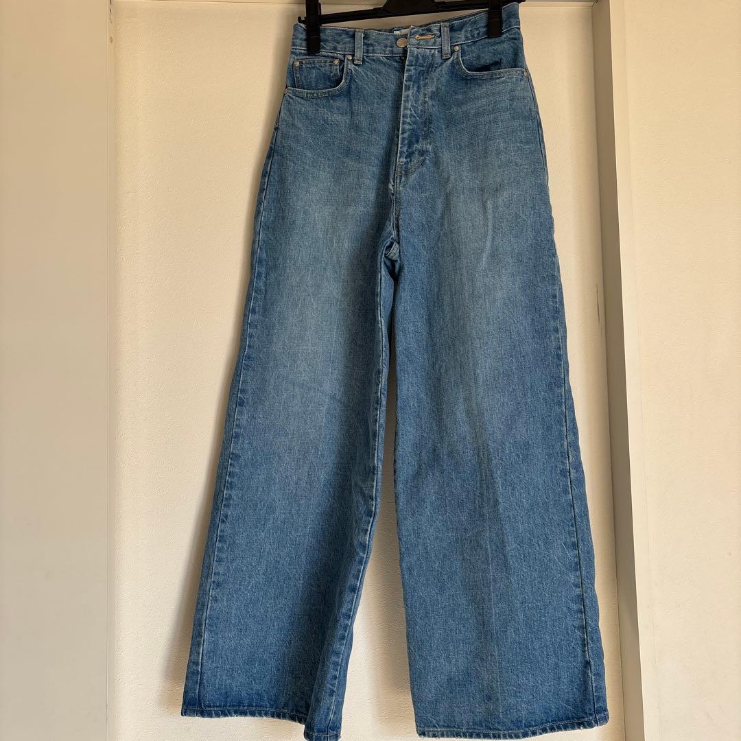 最終値下げです yori Janeワイドデニム ライトブルー 2024AW
