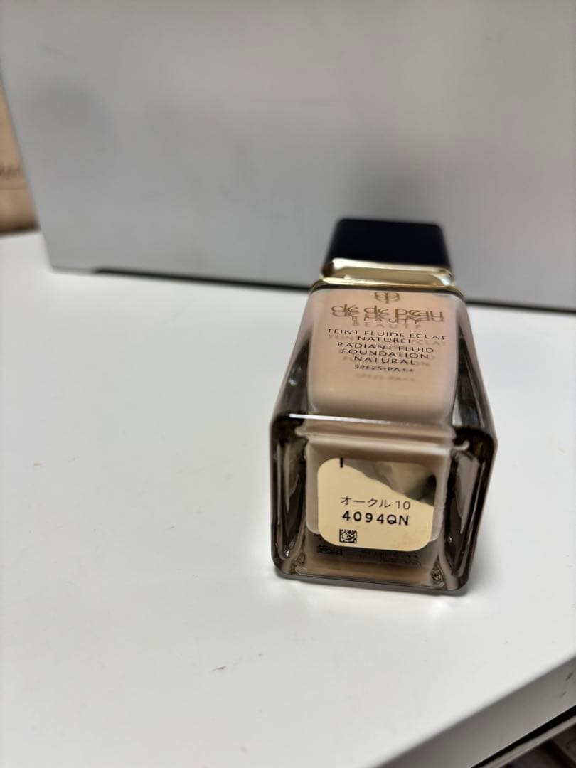 clé de peau BEAUTÉ ファンデ 下地セット