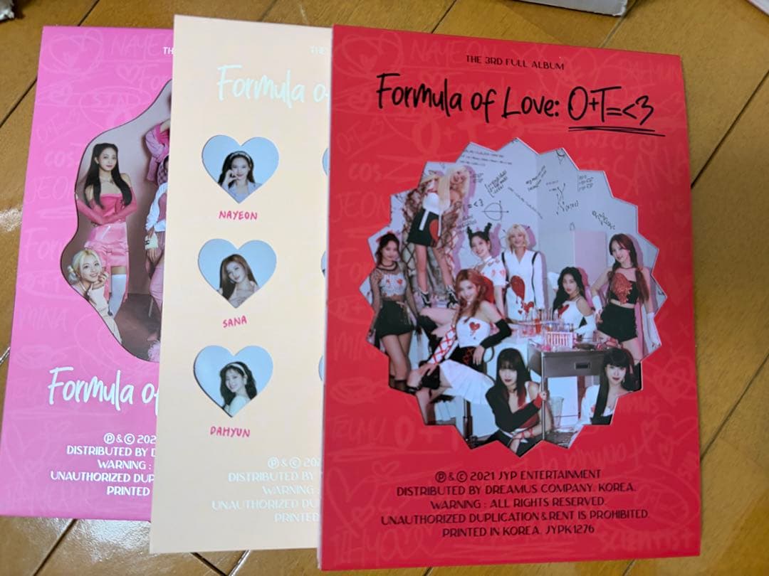 TWICE アルバム グッズ