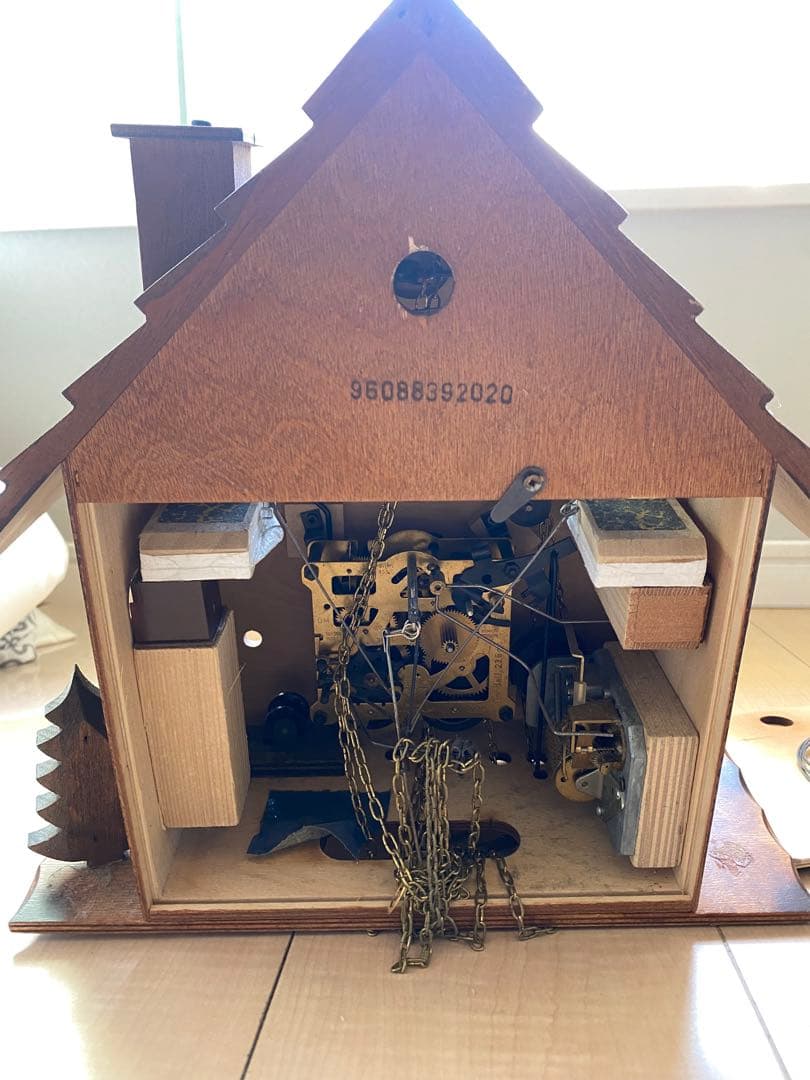 【ジャンク品】ドイツ製 Schneider 鳩時計 Regulaムーブメント