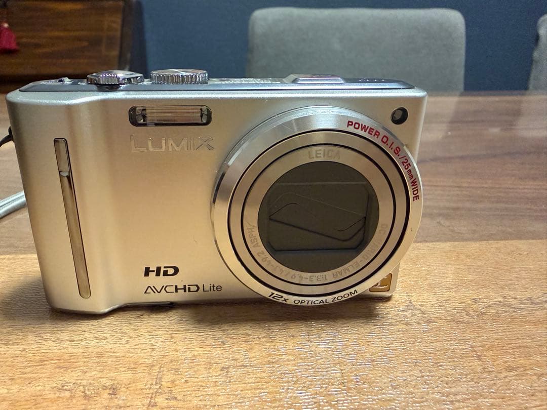 Panasonic DMC-TZ10 コンパクトデジタルカメラ