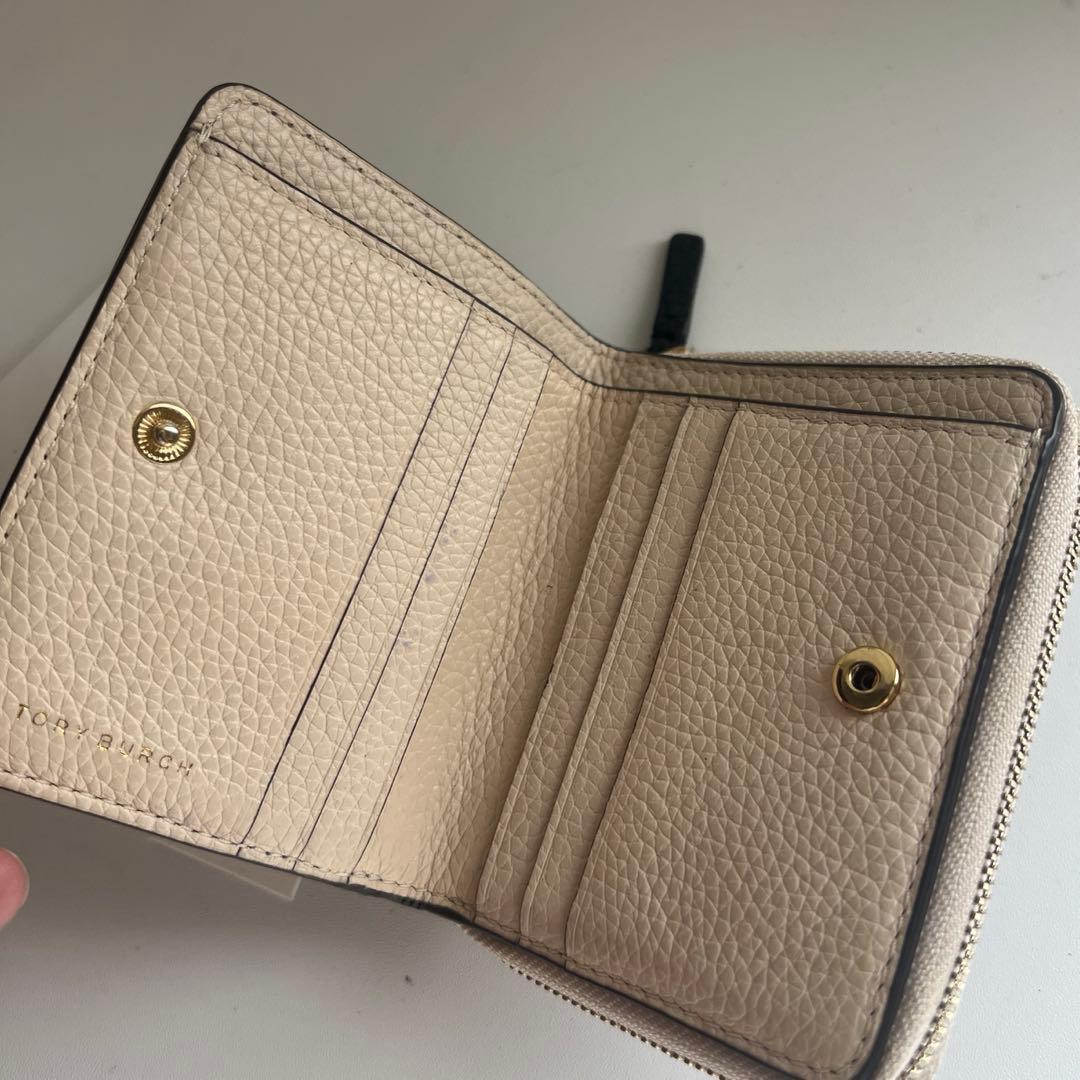 160 美品 TORYBURCH トリーバーチ 2つ折り財布