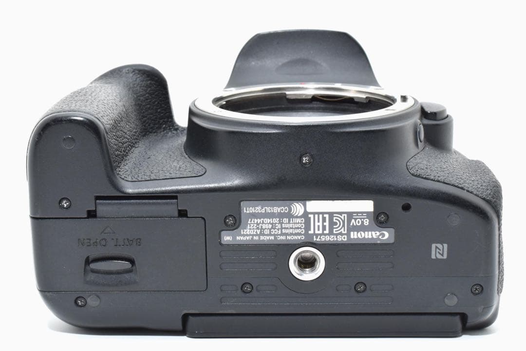 Canon EOS Kiss X8i 本体 バッテリー付き