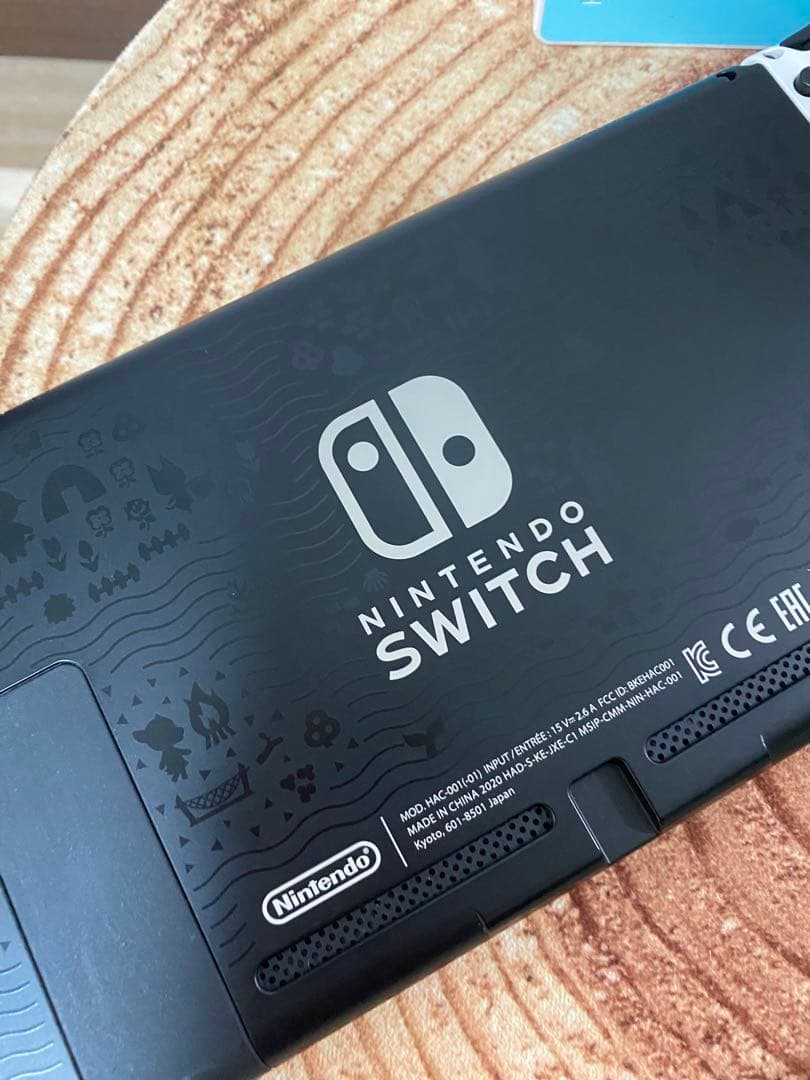 Nintendo Switch ニンテンドースイッチ本体　GRN 箱無し