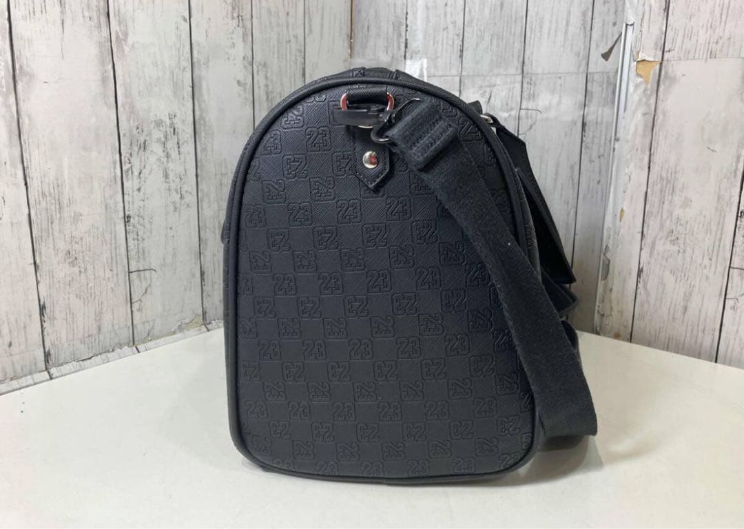 ナイキ　ジョーダン　モノグラム ダッフルバッグ (25L) ブラック