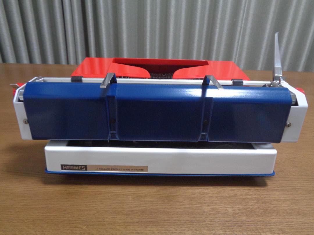 完動品　HERMES 3000 エルメスタイプライター トリコロールカラー
