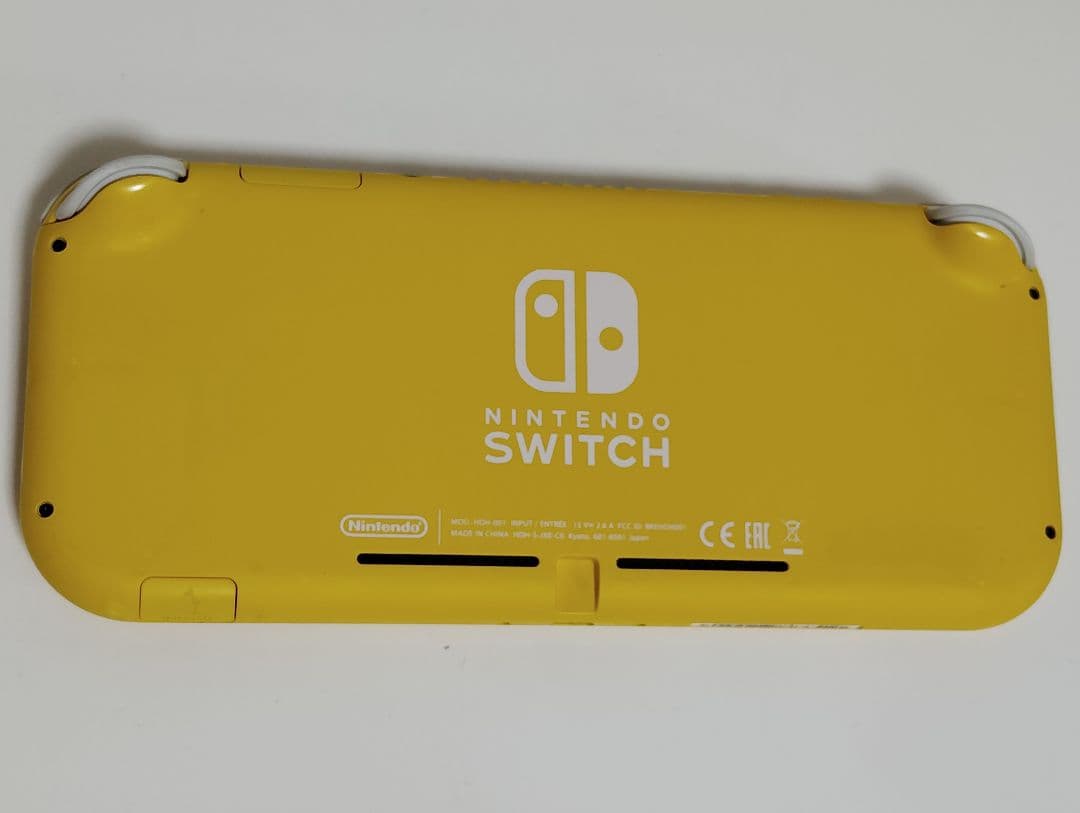 充電器ケース付Nintendo Switch Lite イエロー HDH-001