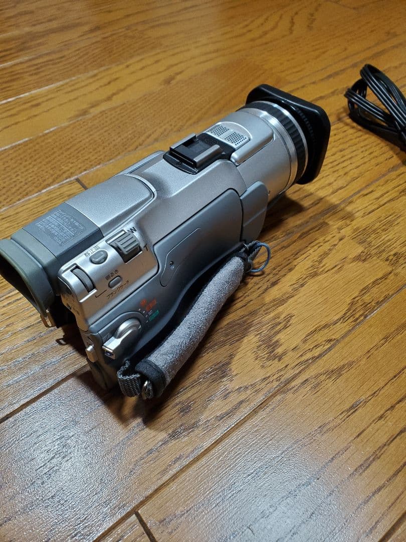 victor mini dv ビデオカメラ　ジャンクと稼働品