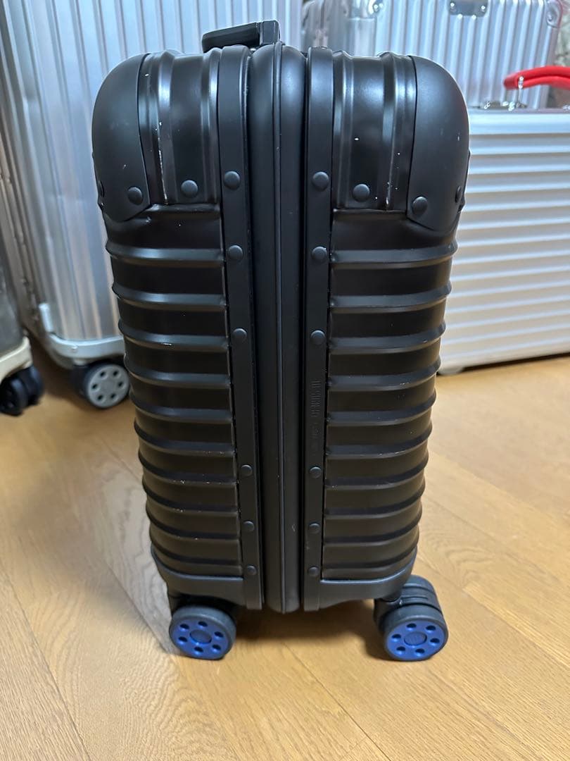 えんおむすび　リモワ ステルス　ビジネストロリー