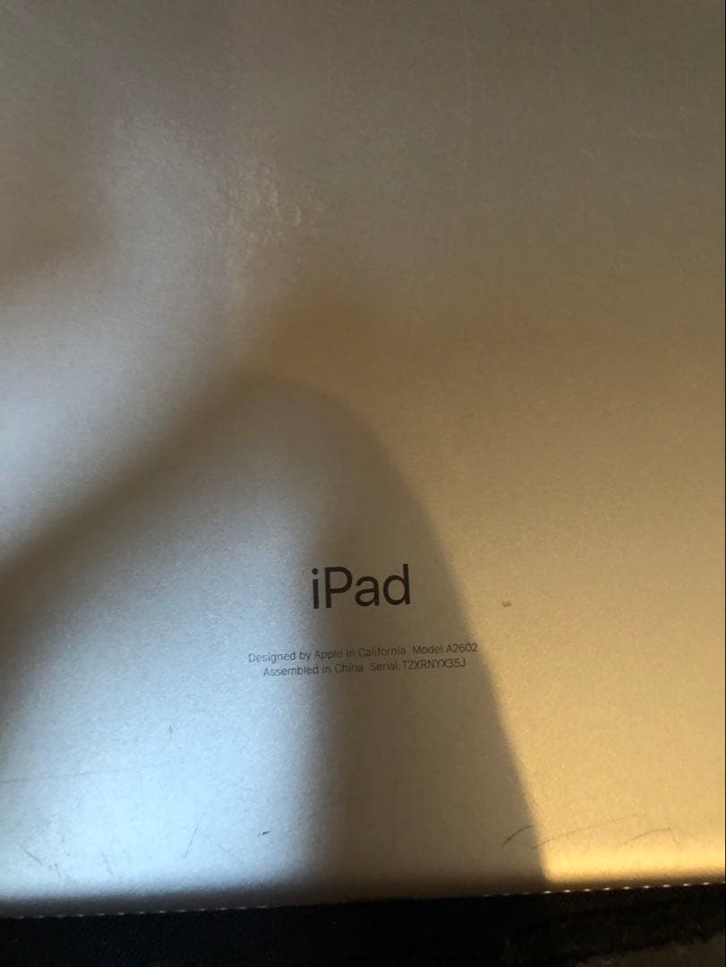 【ジャンク】iPad 第9世代64GB シルバー（通電不可