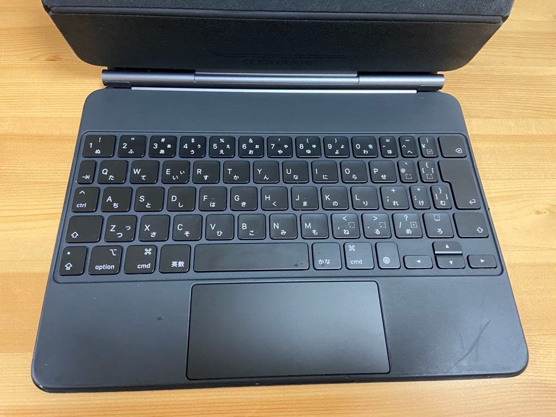 初代ipad pro （11inch）用 Magic Keyboard