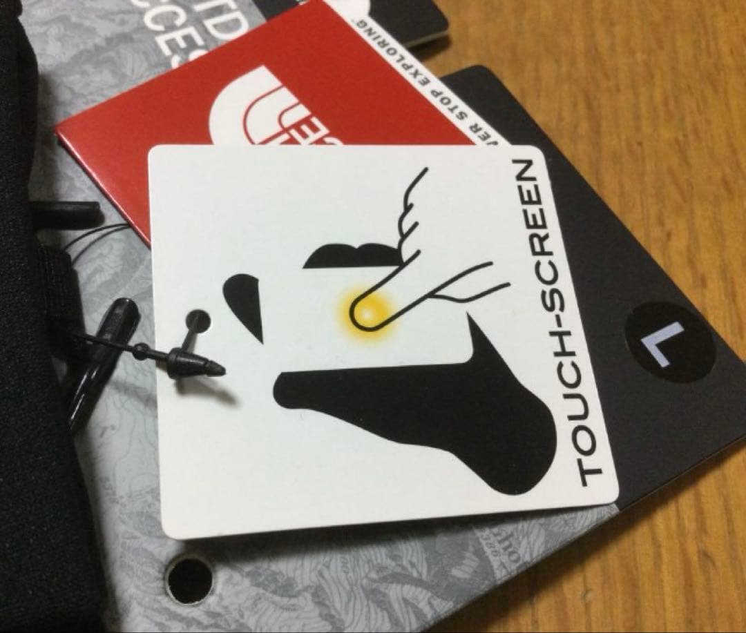 ノースフェイス　スマホ対応　ETIP グローブ　黒／赤　Ｌ　新品未使用タグ付き