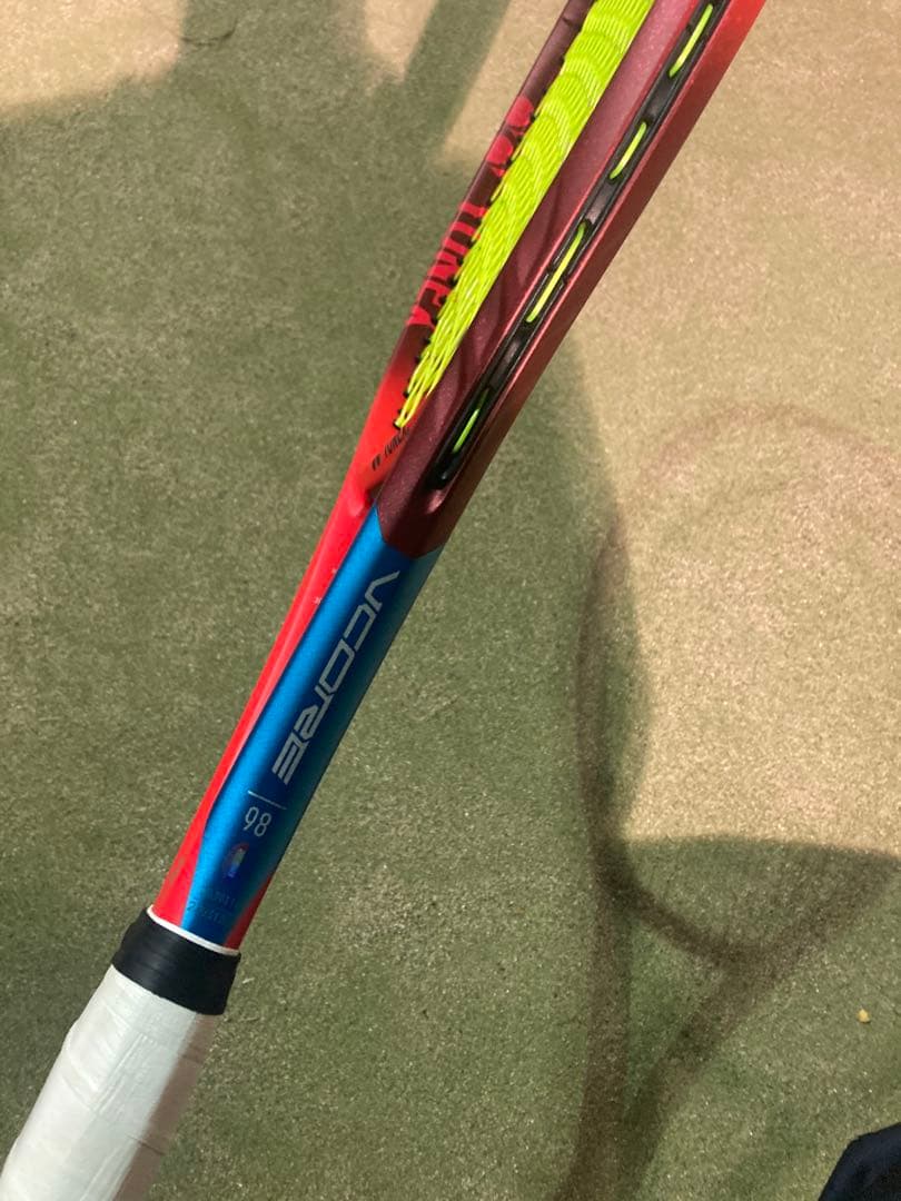 YONEX VCORE98 2021 g4硬式テニスラケット