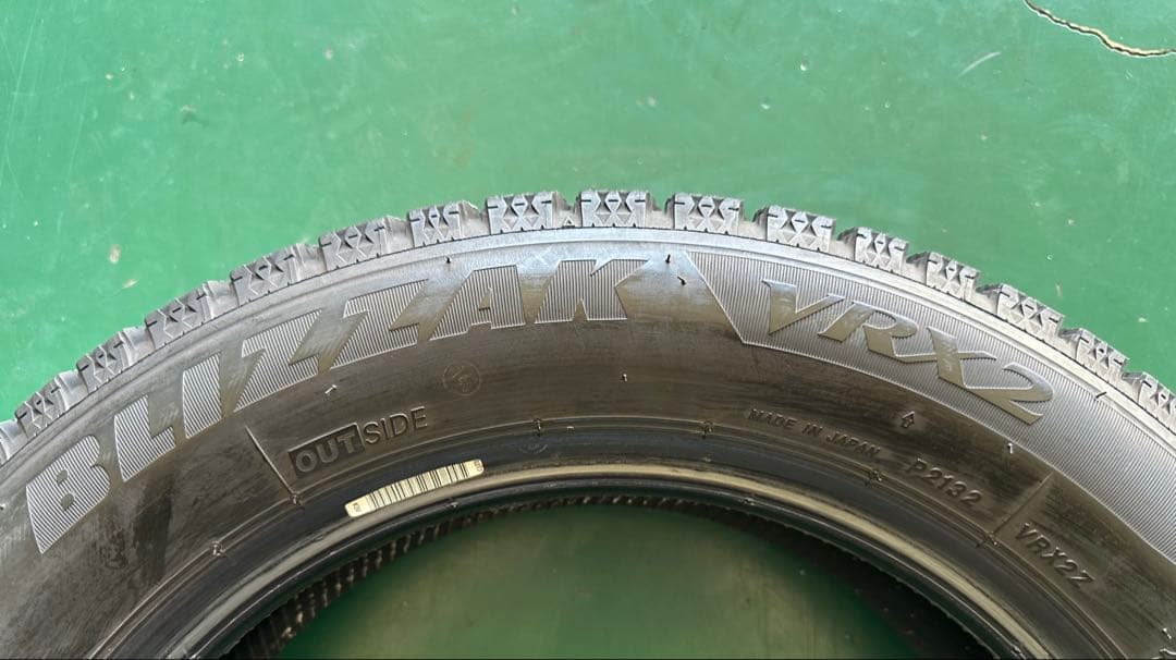 ナオ ブリヂストンBLIZZAK 155/65R14 VRX2 4本