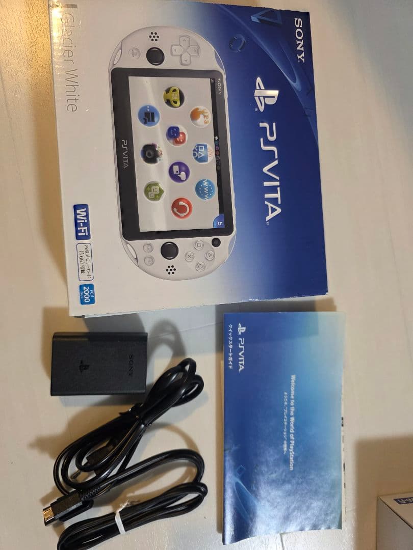 nikuniko838様专用 psvita 2000 箱3点