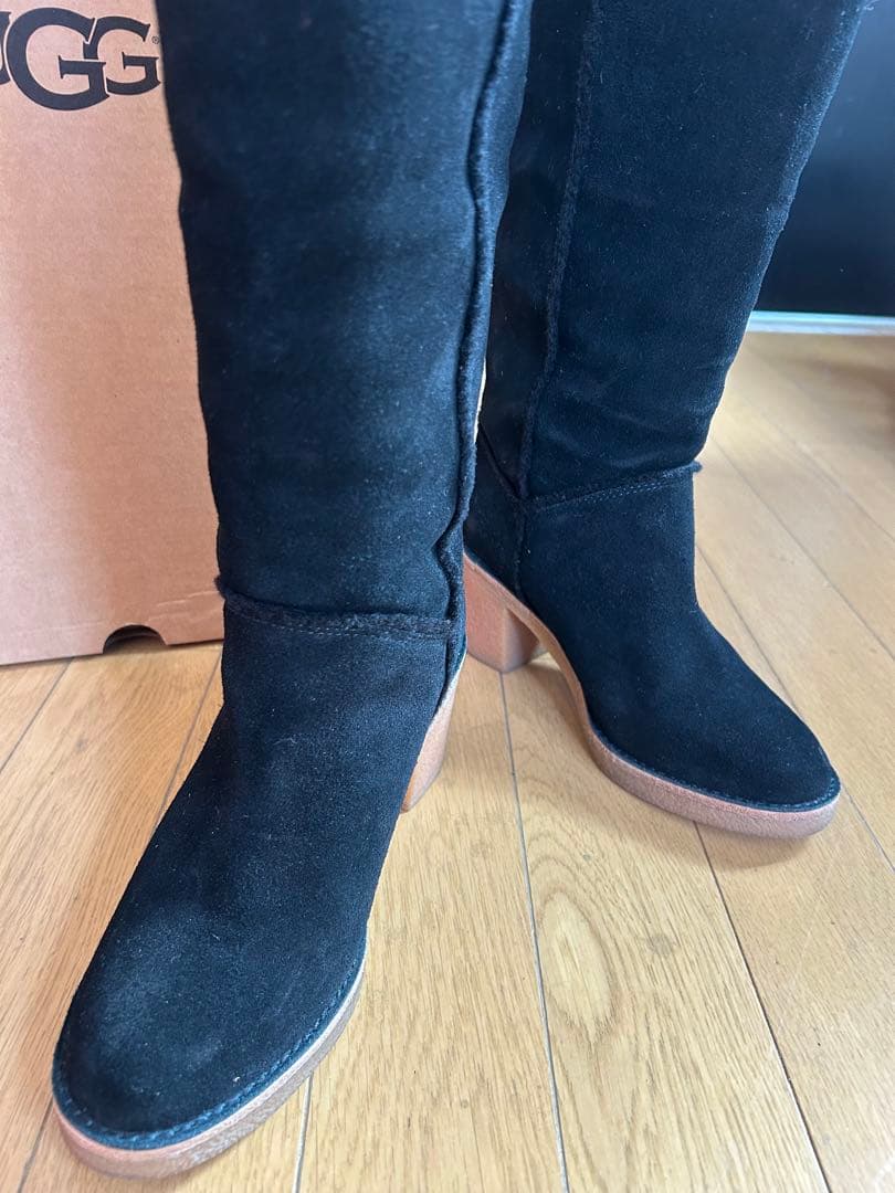 【☆しぇりー☆秘密のガーデン( *´艸｀) 】UGG ムートン ロングブーツ