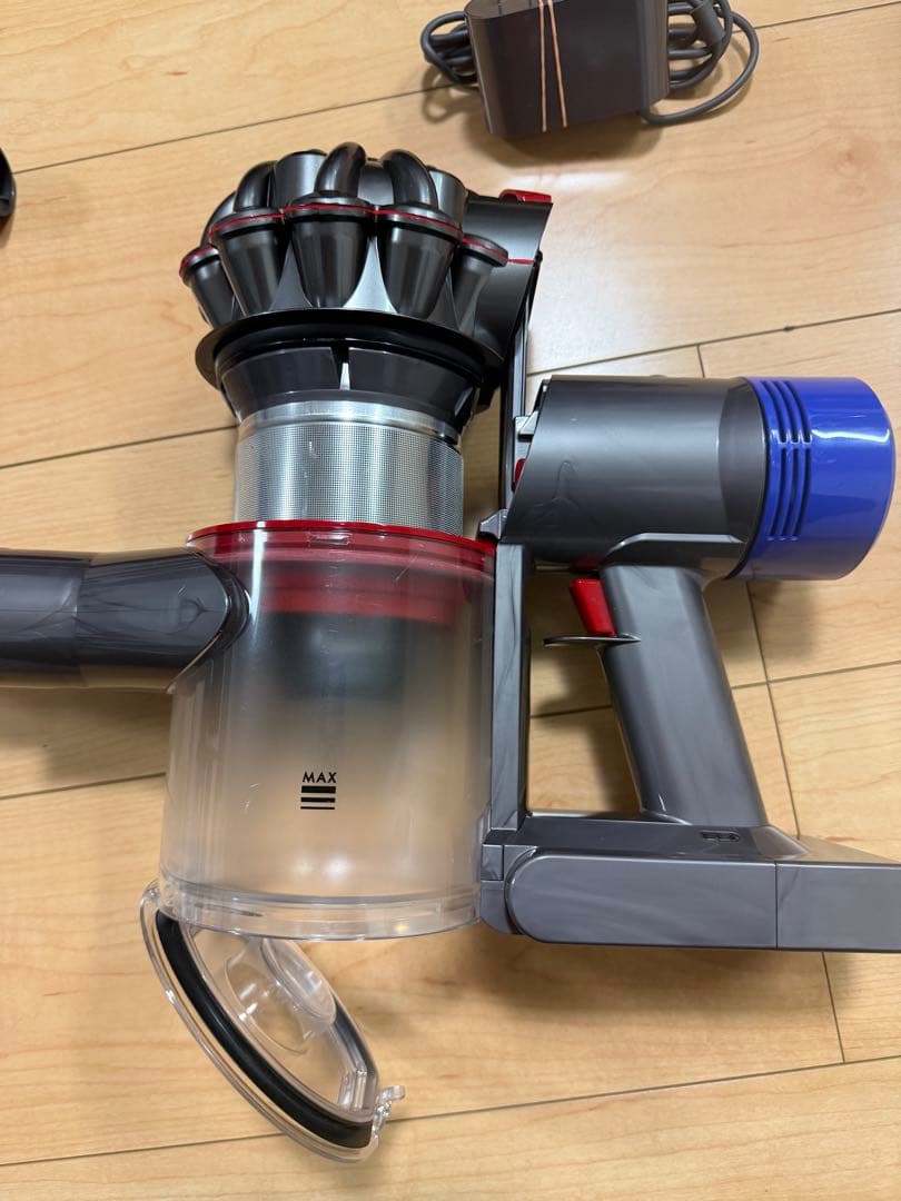ダイソン掃除機v8sv10洗浄済み