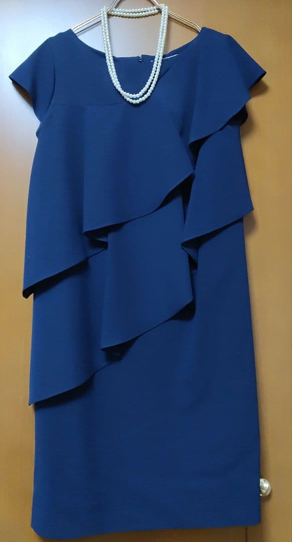 新品未使用タグつき　ネイビー　ワンピース　フリル　ラッフル　セレモニー