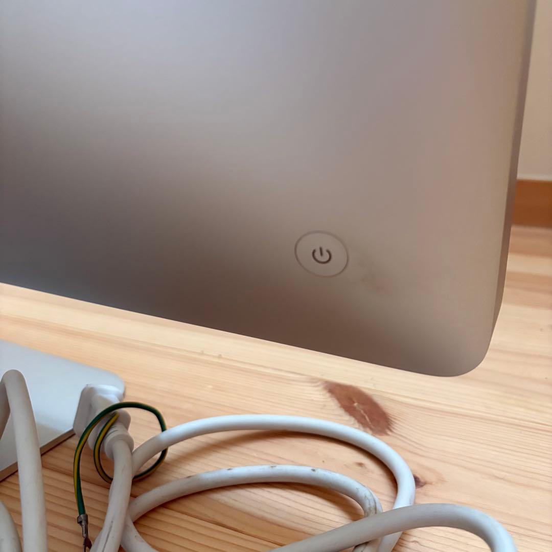 iMac 21.5インチ Late 2011