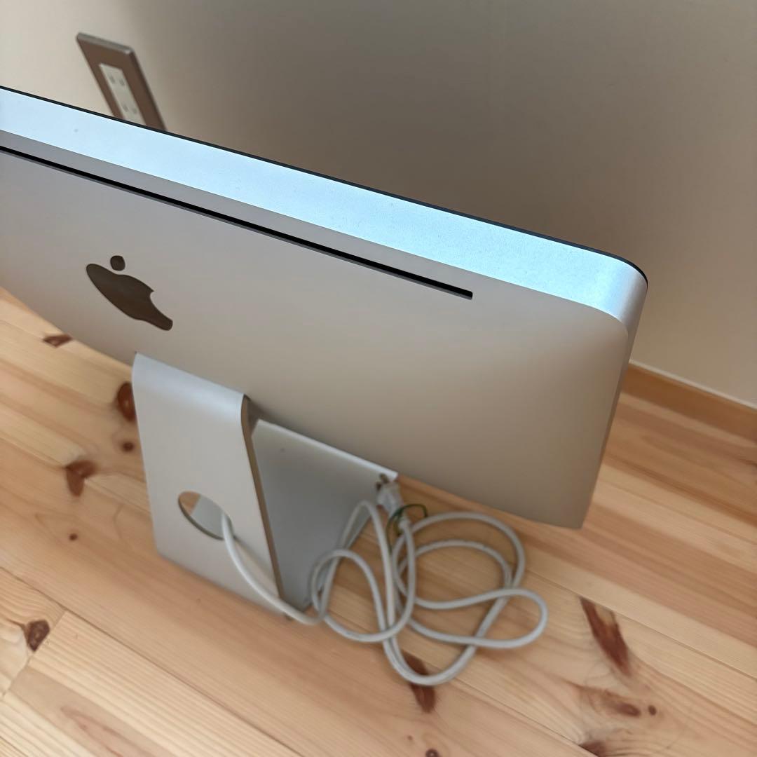 iMac 21.5インチ Late 2011