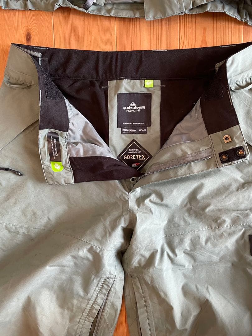 クイックシルバースノーボードウェアセット GORE-TEX カーキ