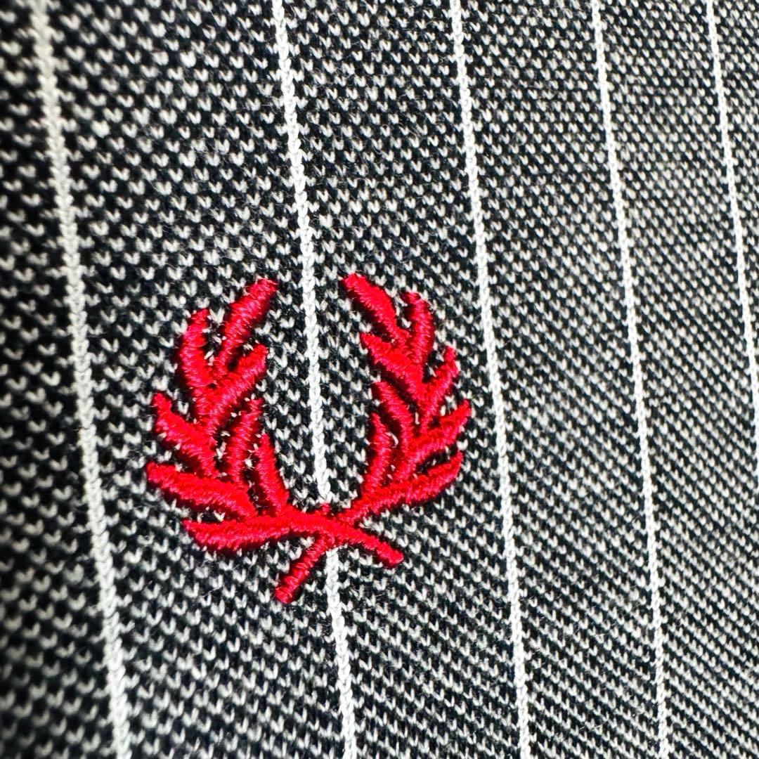 FRED PERRY フレッドペリー ストライプ ポロシャツ グレー 赤未使用