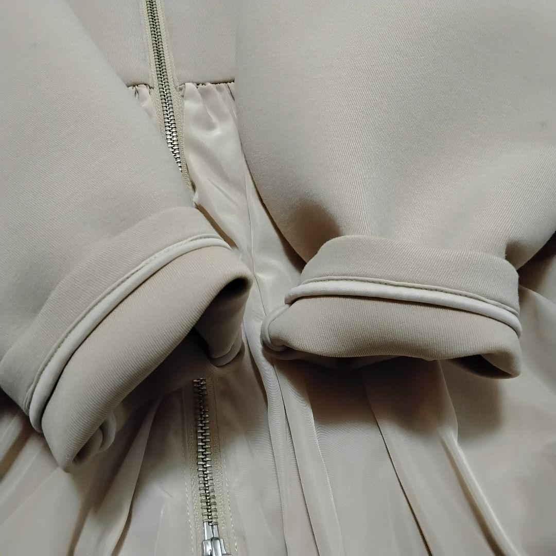 ADAM ET ROPÉ ダンボールタフタペプラムカーディガン　ジャケット