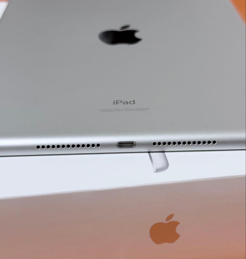 Apple iPad 第9世代 64GB シルバー Wi-Fiモデル