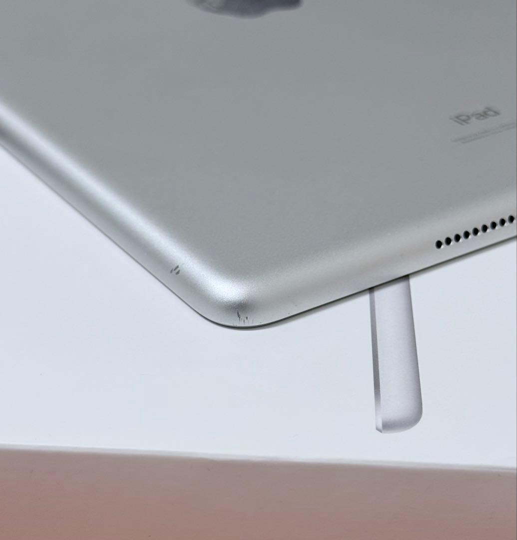 Apple iPad 第9世代 64GB シルバー Wi-Fiモデル