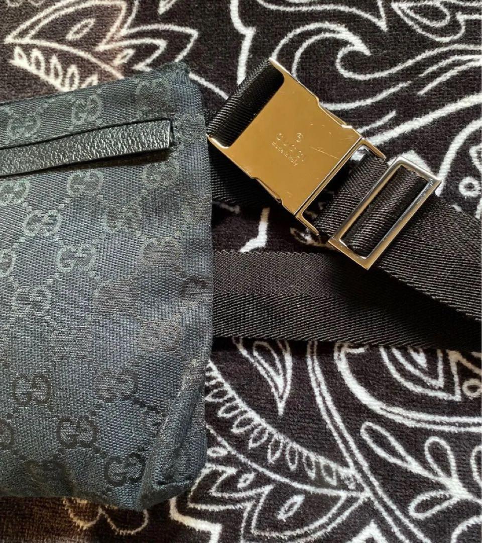 Gucci ブラック ボディバッグ