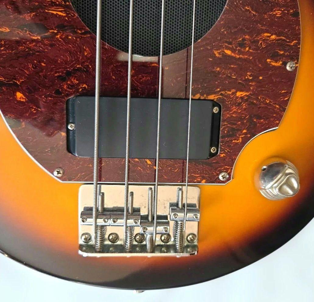 Pignose PGB-200 アンプ内蔵ベース ピグノーズ エレキベース