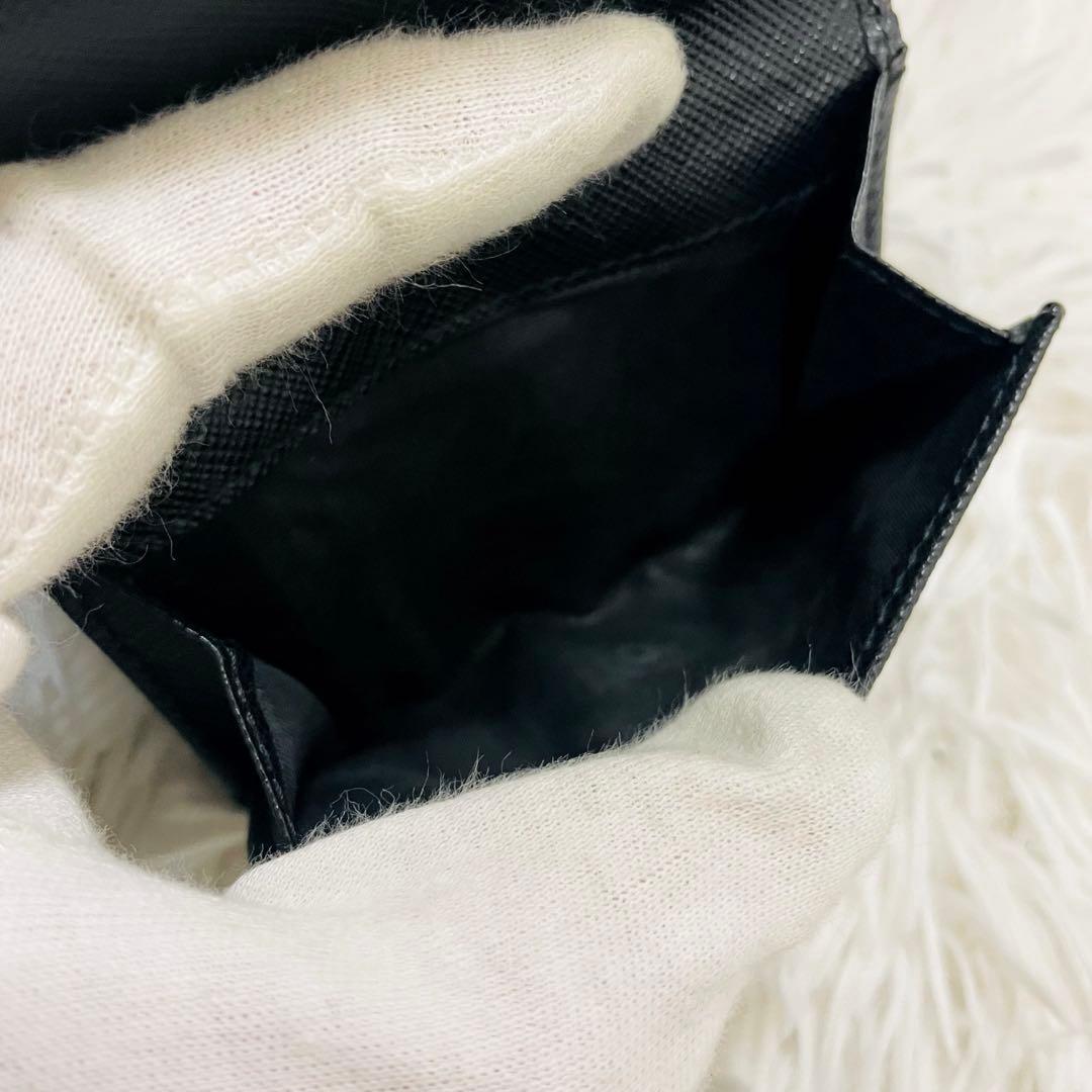 極美✨付属完備✨PRADA 三つ折り財布 サフィアーノ 三角ロゴ レザー 黒