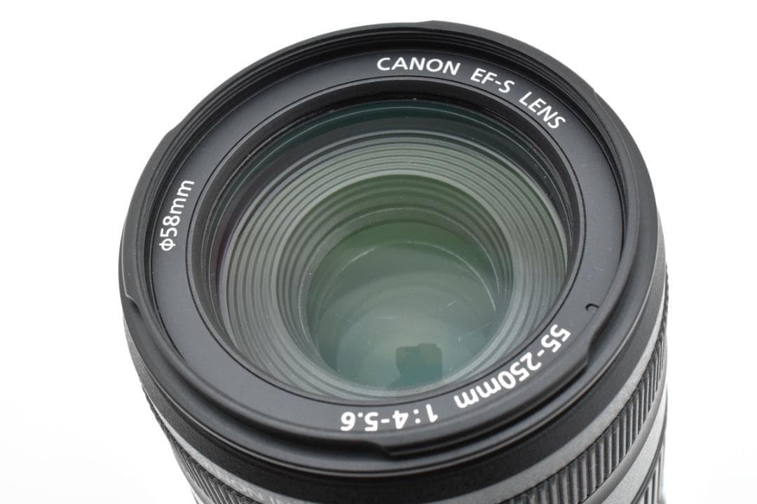 ■ほぼ新品■ キヤノン　Canon EF 55-250mm F4-5.6 IS
