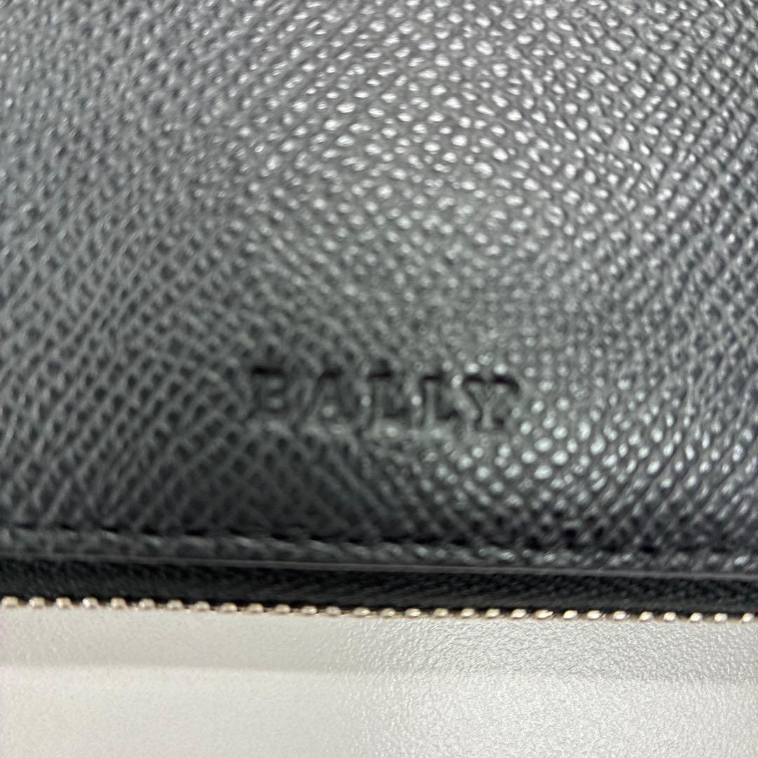 BALLY バリー　ラウンドジップ 黒 二つ折り財布