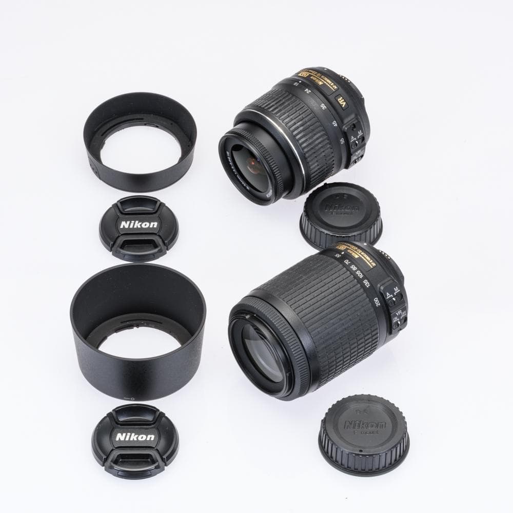 Nikon DX ダブルレンズセット AF-S 18-55mm 55-200mm