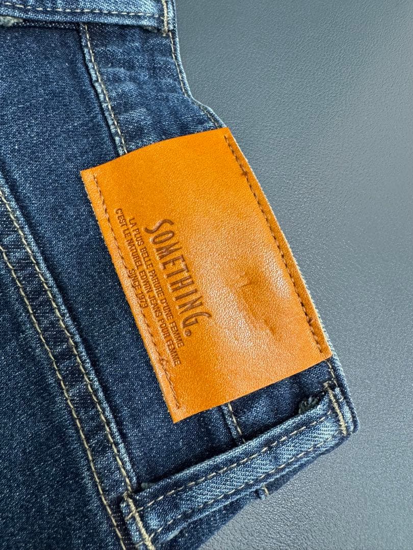 パンツ SOMETHING LISA WIDE (HIGH WAIST STRETCH)