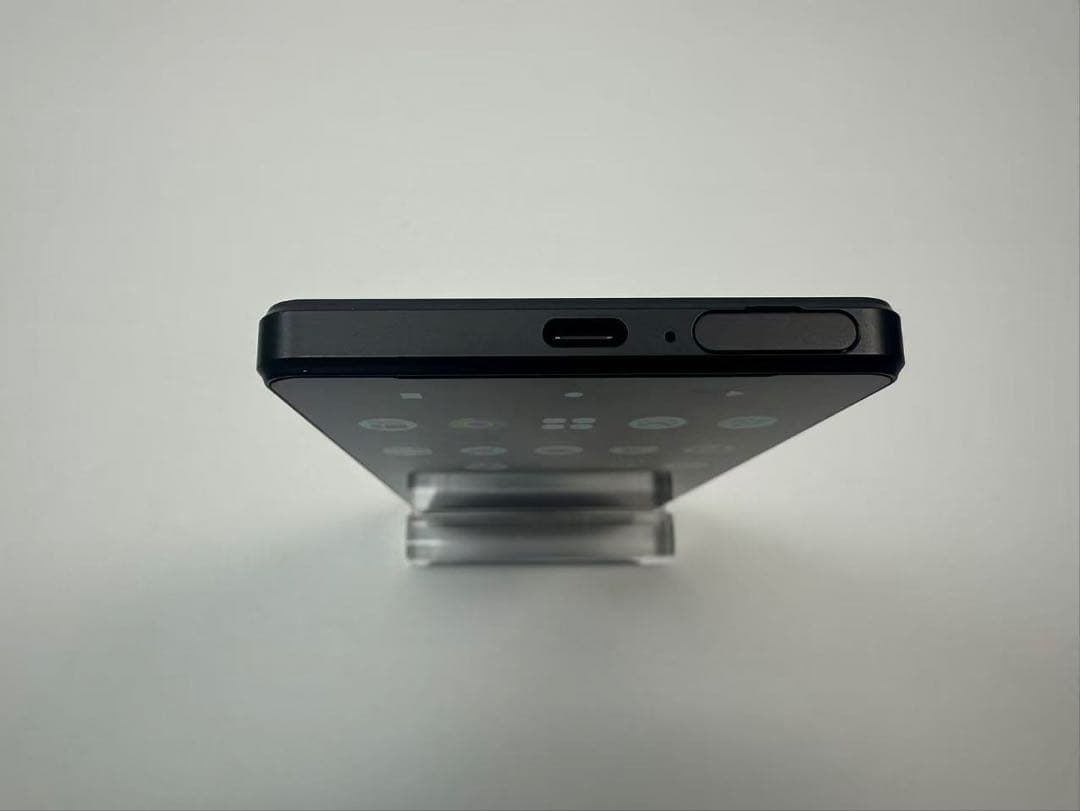 美品 SONY Xperia 1 IV docomo so-51c 黒