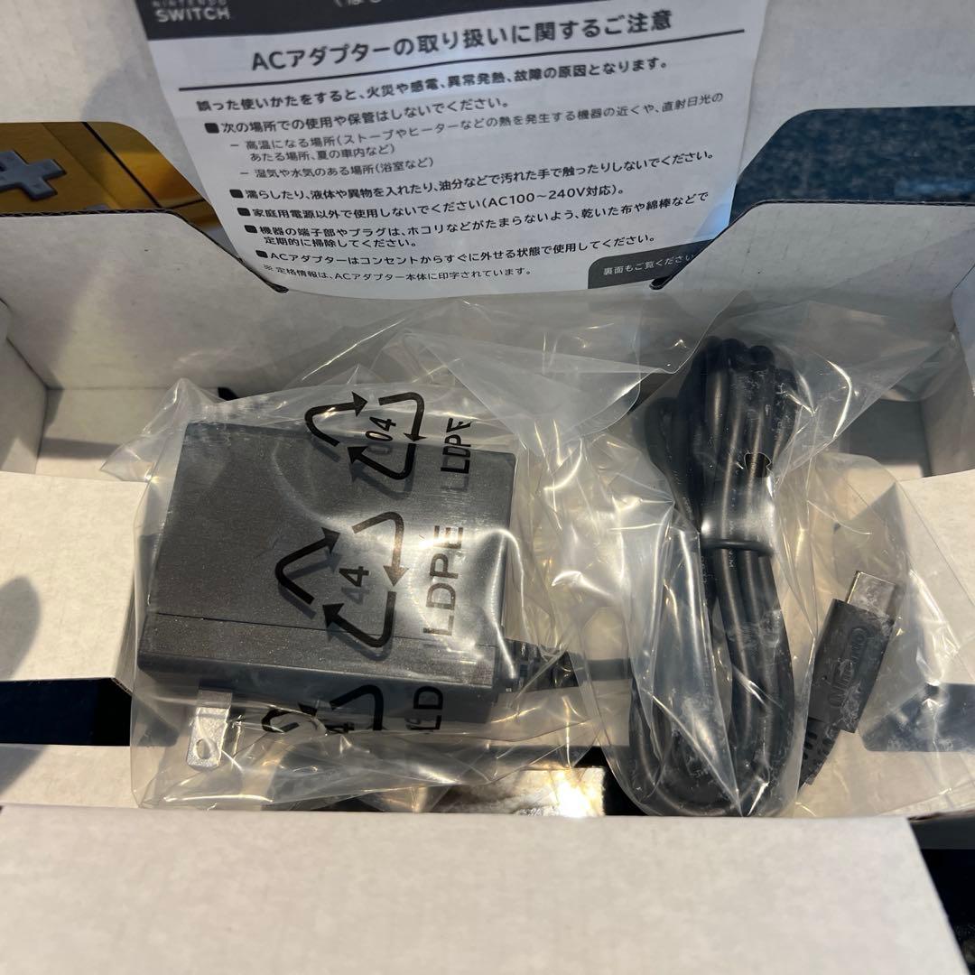 Nintendo Switch Lite イエロー[箱あり、充電器あり、美品]