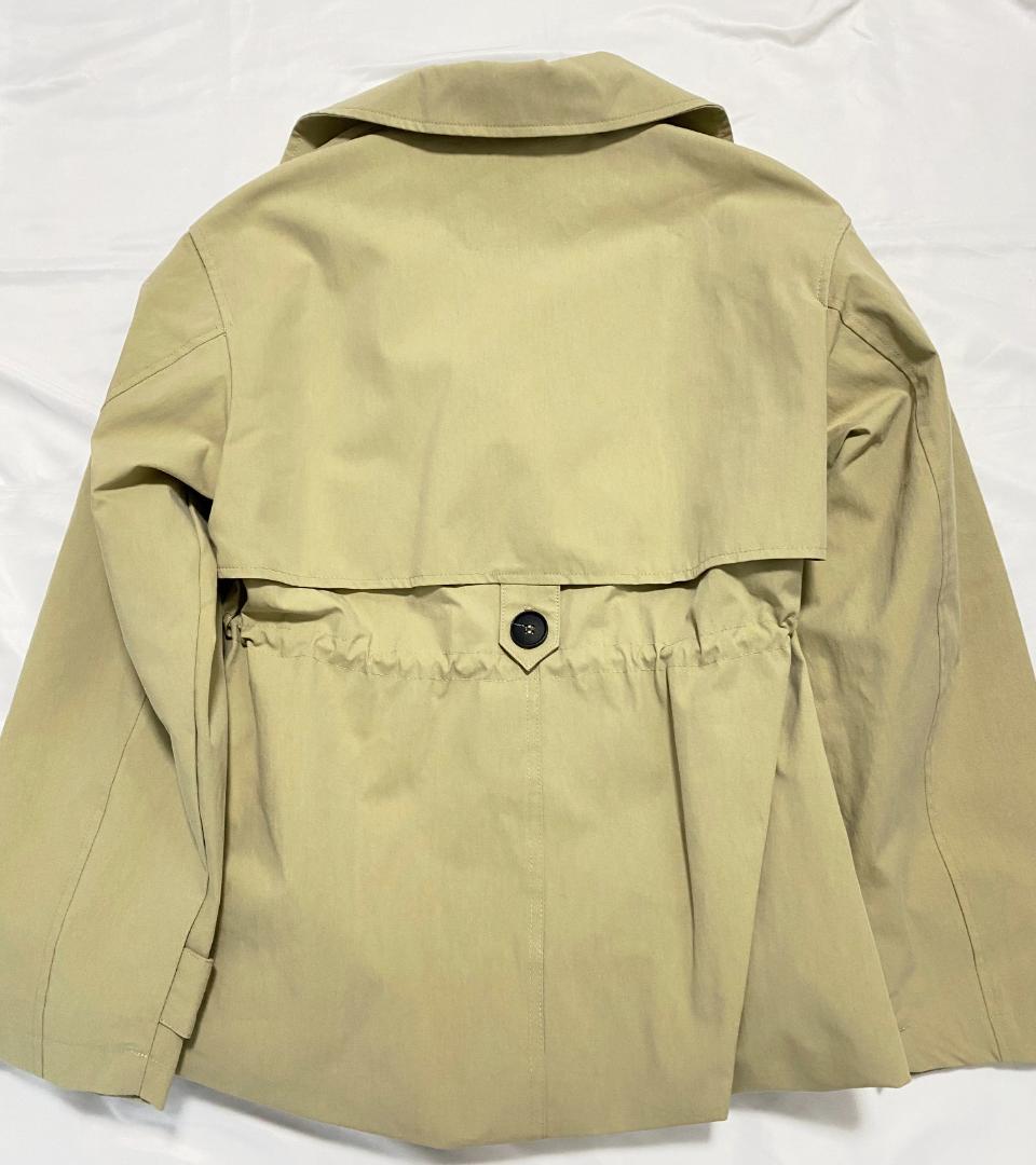 新品 ZARA 調節可能なウエスト ショートトレンチコート 色 XS