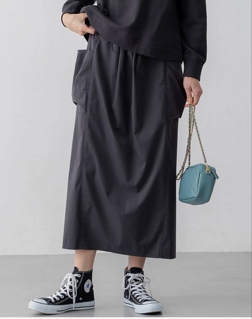 新品　スカート サイドポケット付き