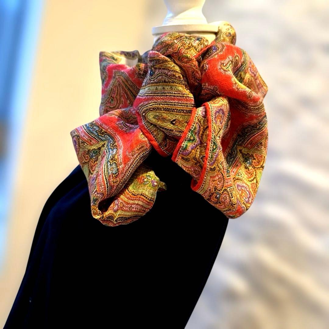 【ETRO 】☆エトロ☆ レッド系☆ペイズリー柄 ☆シルク混合☆大判ストール☆