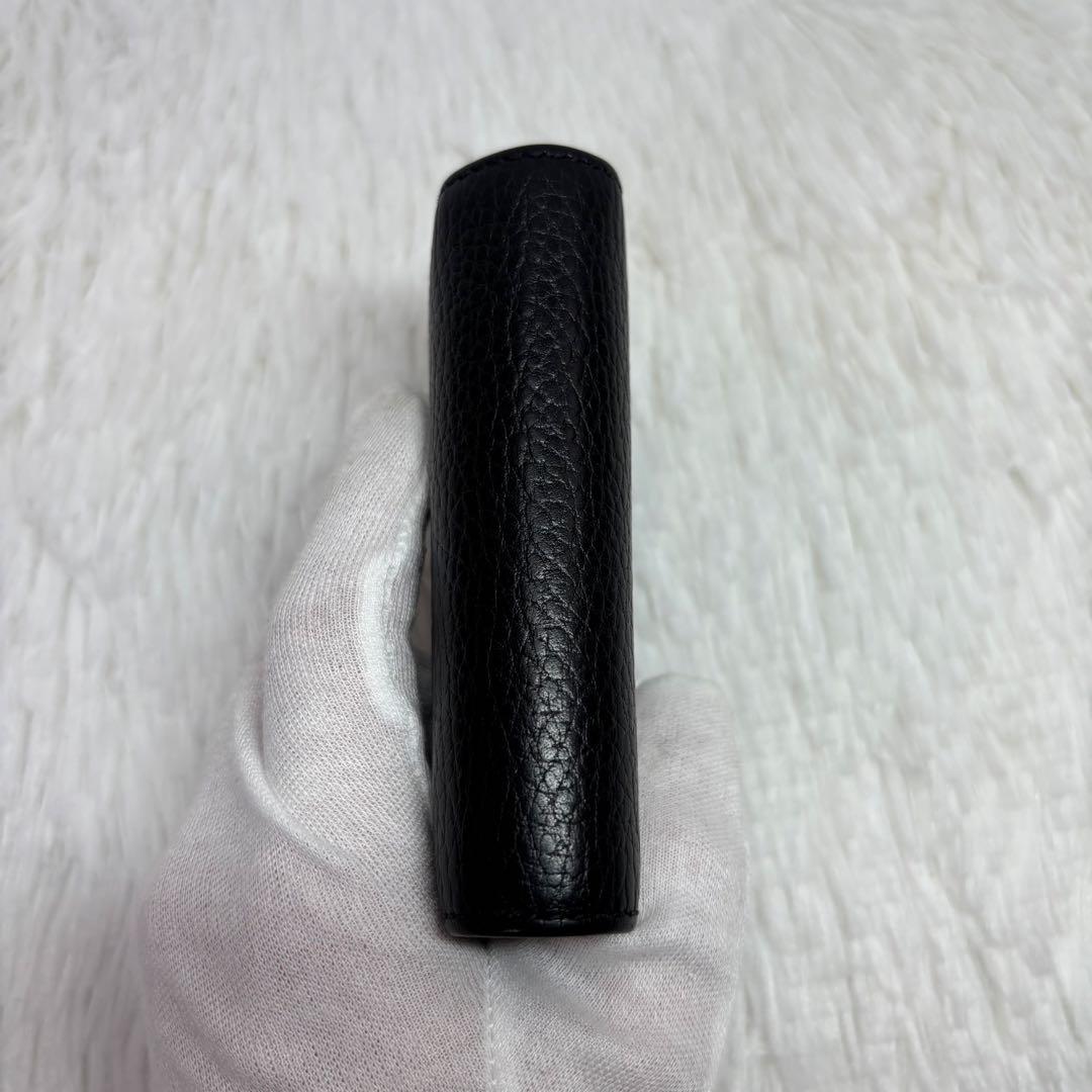 ✨美品✨ グッチ 二つ折り財布 マーモント シボ ブラック 金ロゴ ダブルG 黒